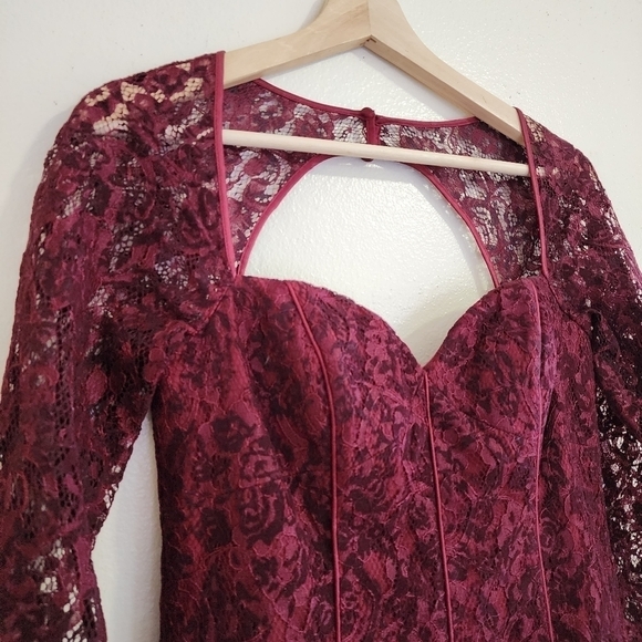 NWT Aidan Mattox Red Burgundy Lace Dress Size 4 - Picture 8 of 14